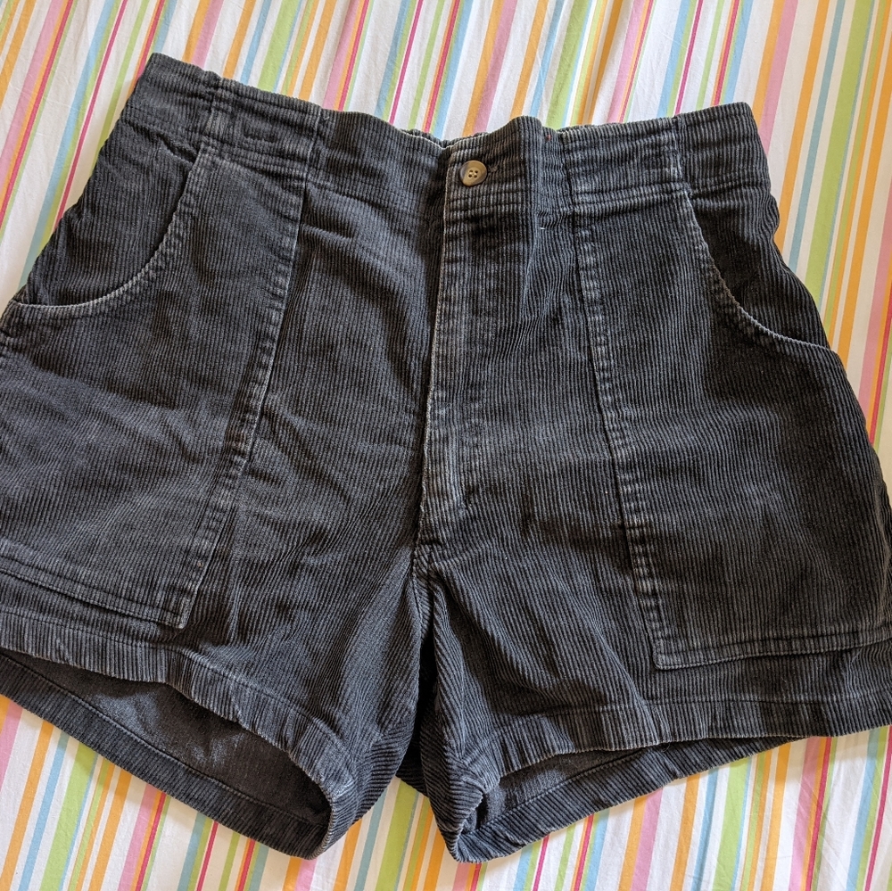 Vintage Weeds Corduroy High waisted Skate Shorts, size 36